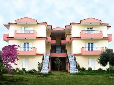 Ξενοδοχείο με διαμερίσματα ναυτιλοσ Ληξούρι